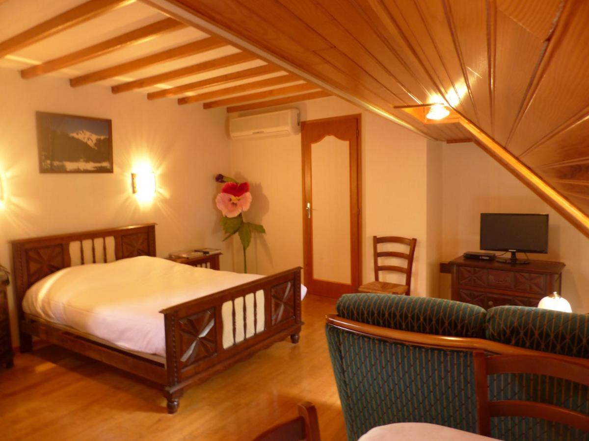 Bed and Breakfast La Bouigane Saint-Lary  Esterno foto