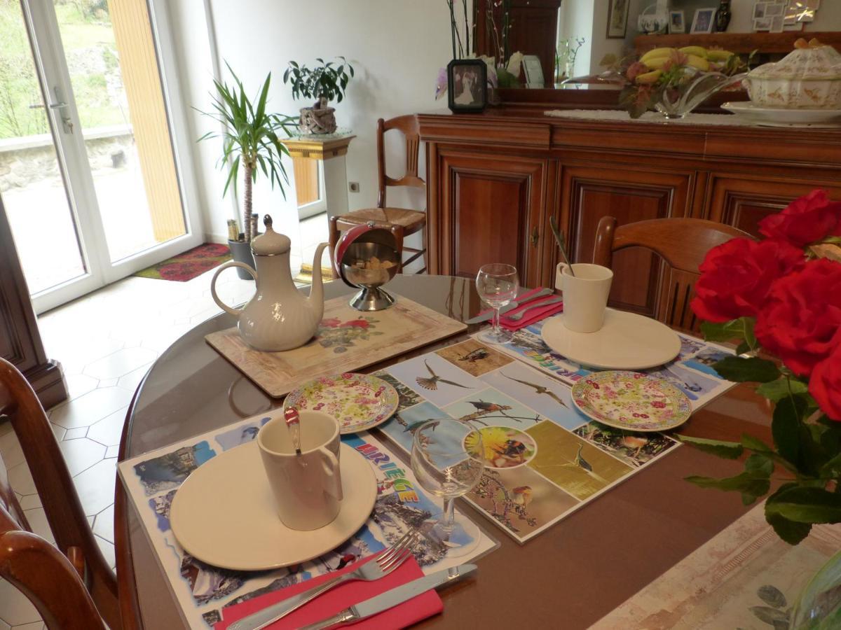 Bed and Breakfast La Bouigane Saint-Lary  Esterno foto